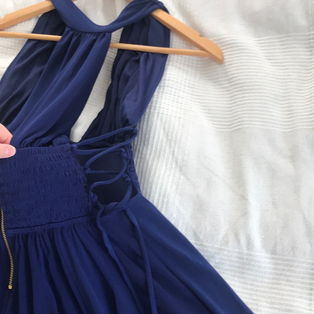 Express Dress - Picture 3 of 4